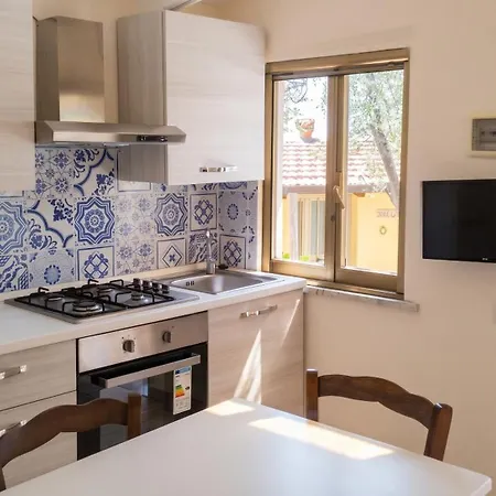 Daire Charming In With Terrace And Parking *