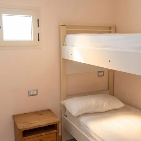 Daire Charming In With Terrace And Parking