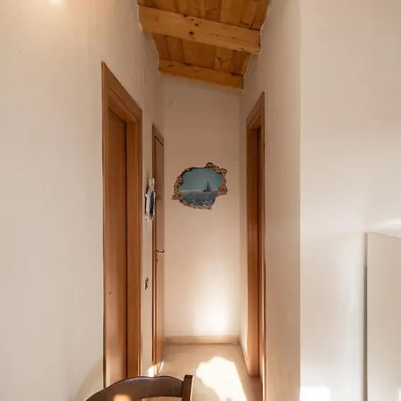 Charming In With Terrace And Parking Daire Pisciotta
